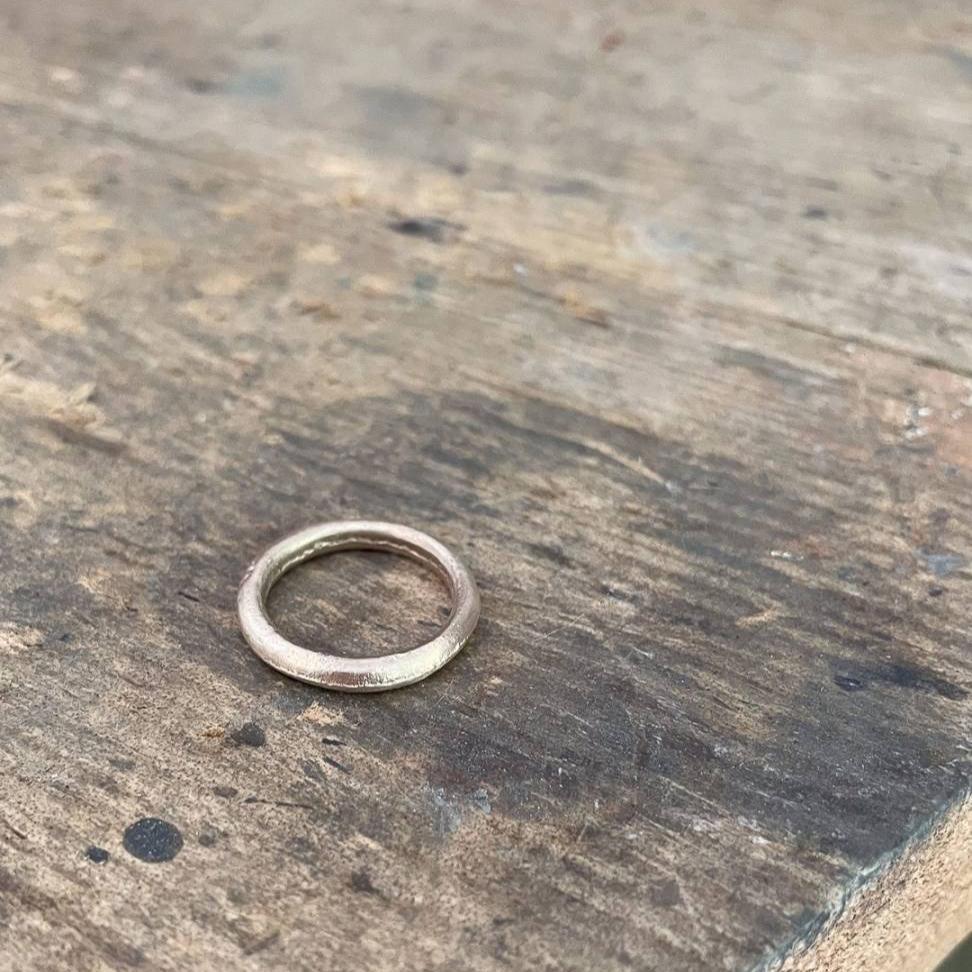 9ct Yellow Gold 3mm Sandcast Ring - HerbertandWilks Jewellery