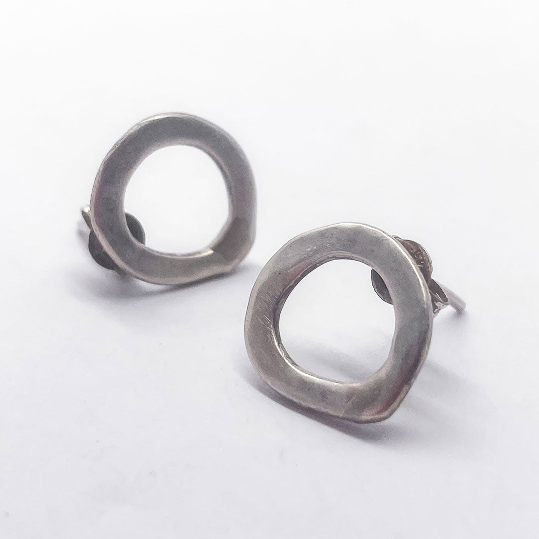 Abstract Single Circle Earrings in Sterling Silver - HerbertandWilks Jewellery