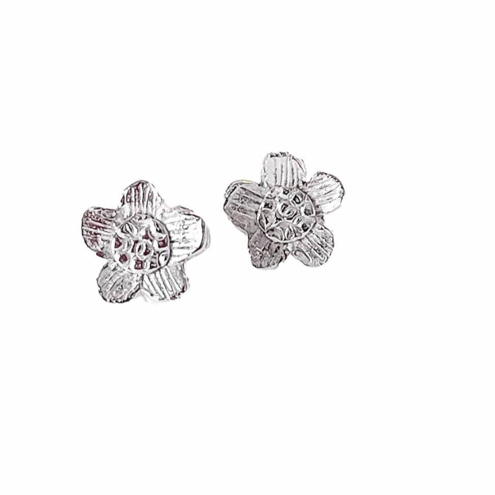 Daisy Flower Sterling Silver Stud Earrings - HerbertandWilks Jewellery