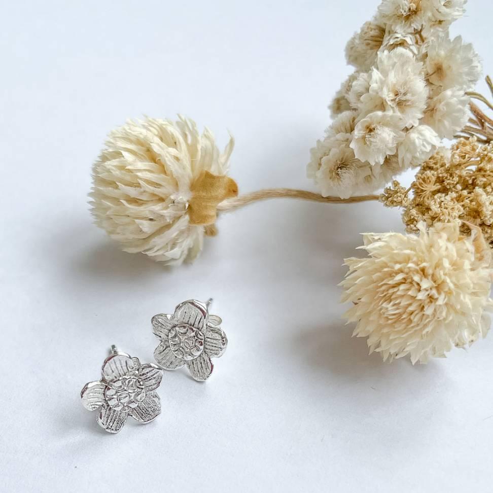 Daisy Flower Sterling Silver Stud Earrings - HerbertandWilks Jewellery