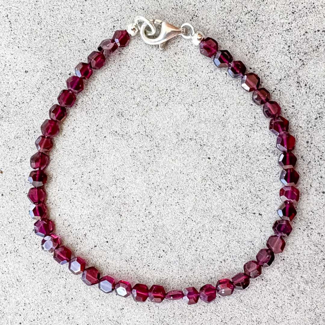 Faceted Garnet Beaded Bracelet - HerbertandWilks Jewellery