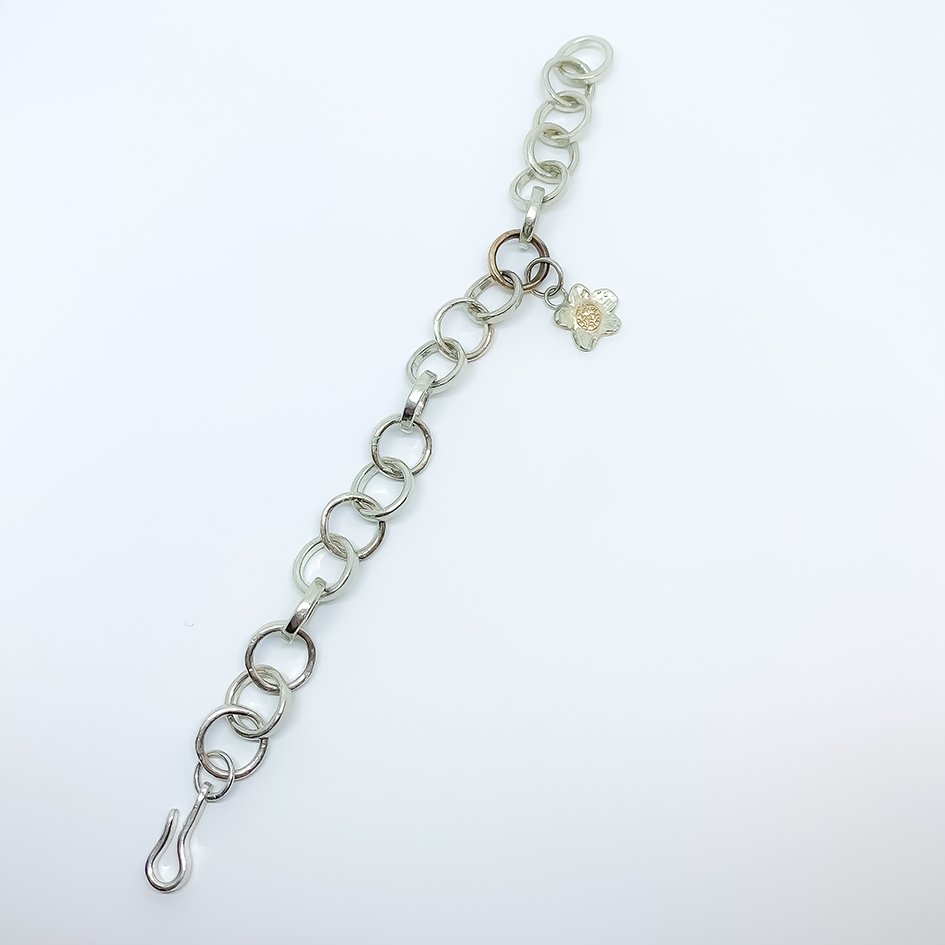 Organic Tales - Elixir Chain Bracelet with Alpine Daisy Charm - HerbertandWilks Jewellery