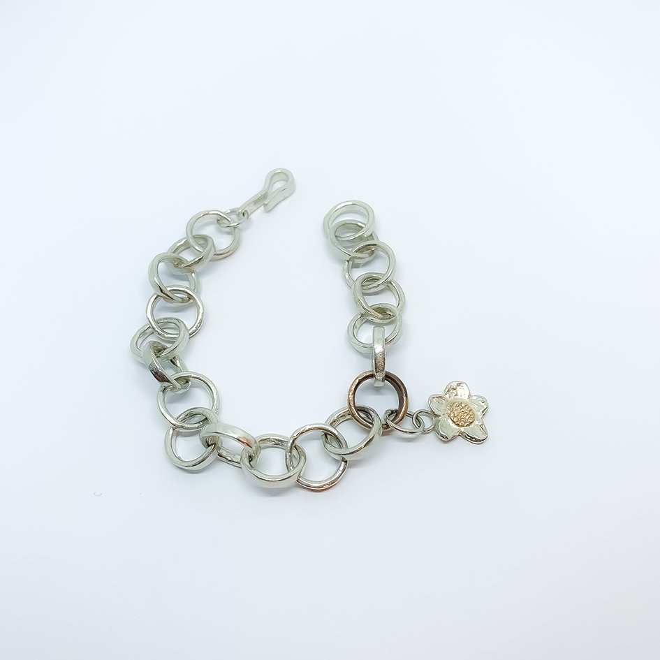 Organic Tales - Elixir Chain Bracelet with Alpine Daisy Charm - HerbertandWilks Jewellery