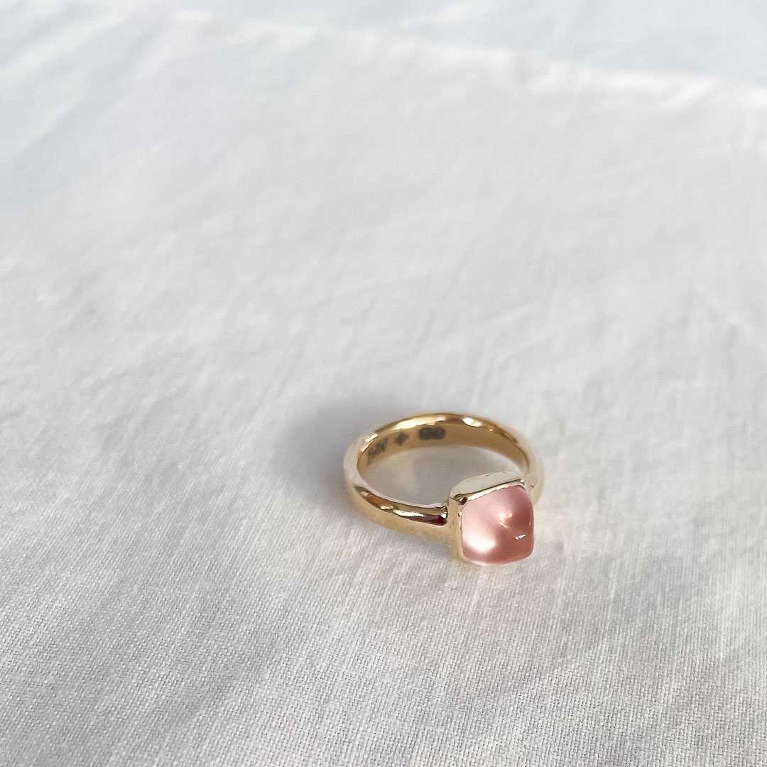 Sugarloaf Rose Quartz Ring in solid 9ct yellow gold Size O - HerbertandWilks Jewellery